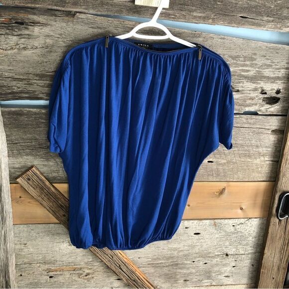 UK2LA Size Large Blue Adjustable Zippered Neck Top - Picture 1 of 5